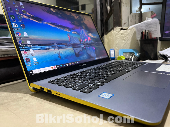 ASUS Vivobook S15